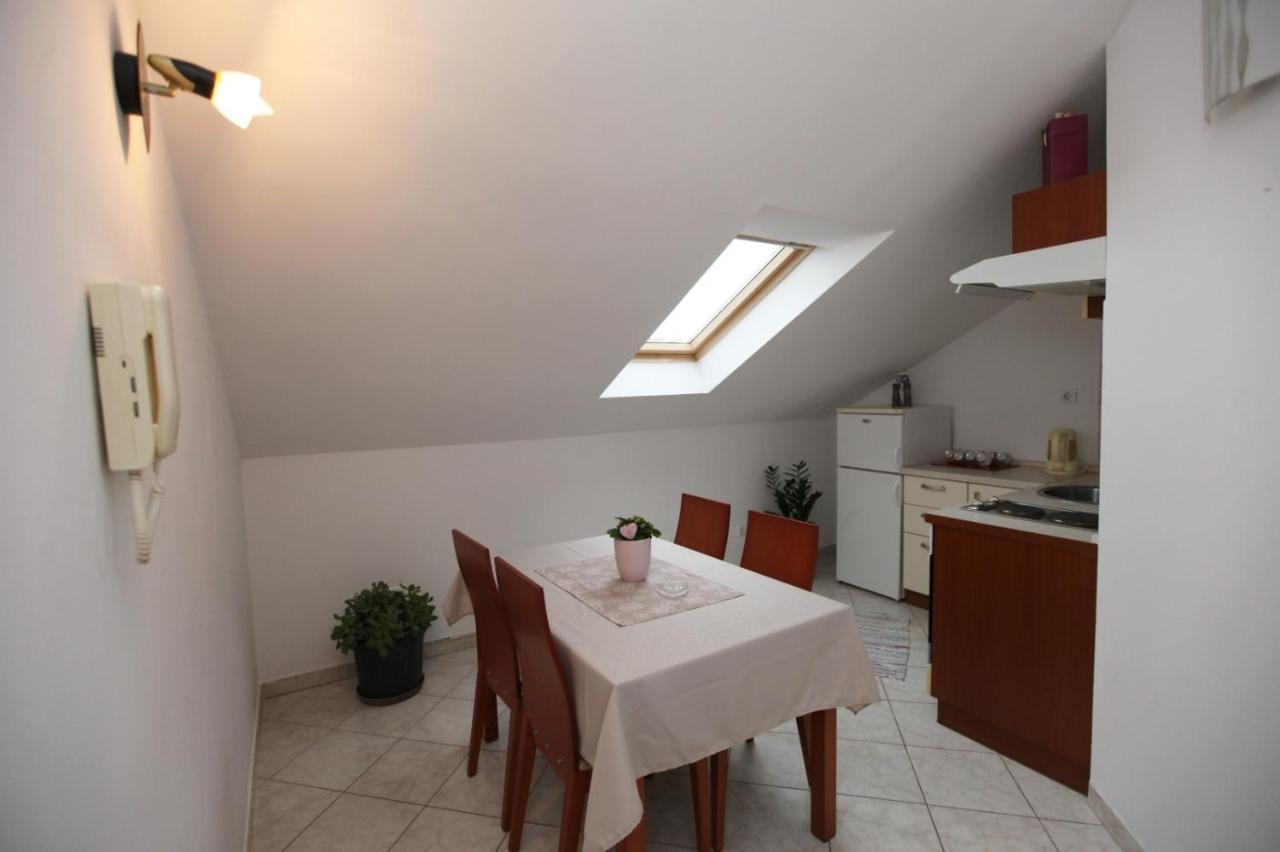 Appartamento Vanja Traù Esterno foto